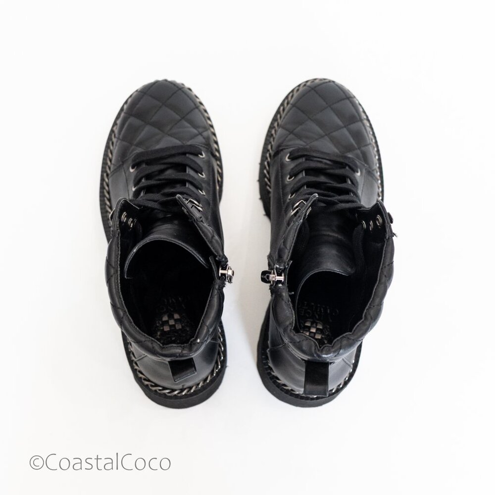 Vince Camuto Merindil Leather Combat Boots 8.5 Black Quilted Metal Chain Chunky - Picture 9 of 13